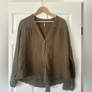 Free People Changing Horizons Pullover in Olive Green, Size Medium